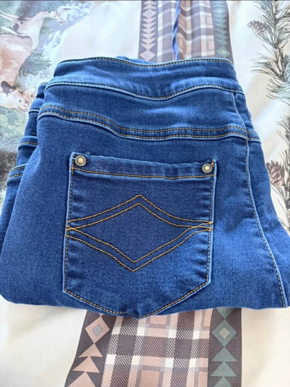 High-Rise Blue Women's Board Shorts with Decorative Back Pocket